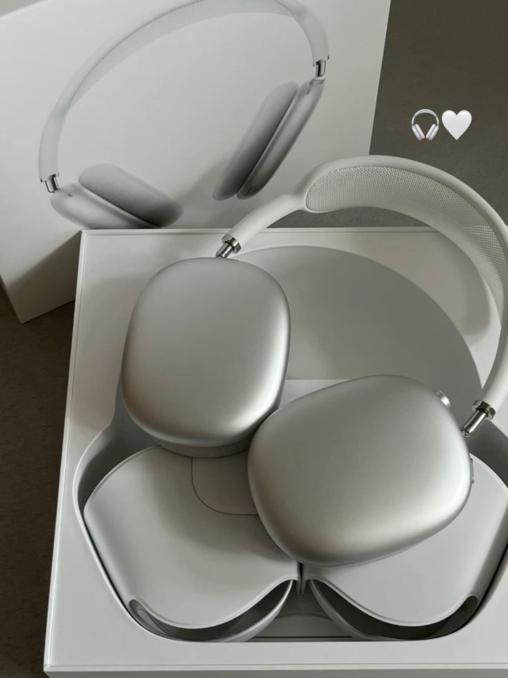 𝙋𝙧𝙚𝙢𝙞𝙢𝙪𝙢 𝘼𝙞𝙧𝙥𝙤𝙙𝙨 𝙈𝙖𝙭 𝙒𝙞𝙩𝙝 𝙈𝙖𝙜𝙣𝙚𝙩𝙞𝙘 𝙀𝙖𝙧 𝘾𝙪𝙨𝙝𝙞𝙤𝙣𝙨 - My Store